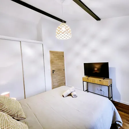 別荘 L'echappee Bulles - T3 - Jacuzzi *