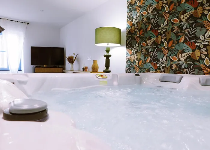 L'echappee Bulles - T3 - Jacuzzi 別荘 オーシュ